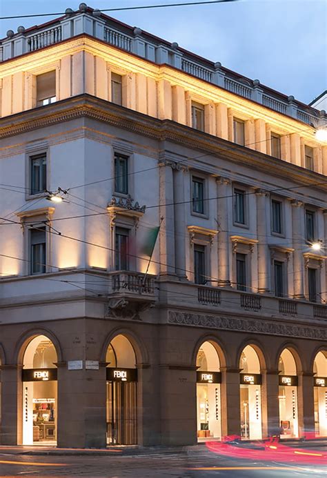 fendi milano uffici|Flagship store Milan .